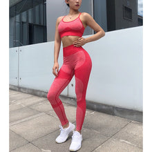 Load image into Gallery viewer, Yoga Set Sports Bra and Leggings