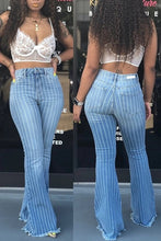 Load image into Gallery viewer, Women ripped wide leg jeans
